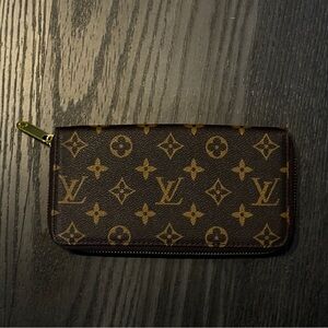 Louis Vuitton Womens Wallet Brown Card Holder